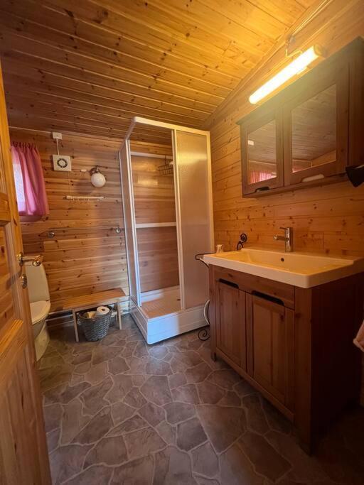 Cozy And Spacious Cabin Svensby Eksteriør billede